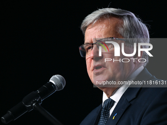 KRAKOW, POLAND - NOVEMBER 27:   
Bronislaw Komorowski, former President of Poland, addresses participants during the 1st National Congress,...