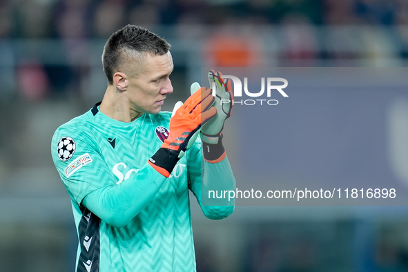 Lukasz Skorupski of Bologna FC gestures during the UEFA Champions League 2024/25 League Phase MD5 match between Bologna FC and LOSC Lille at...