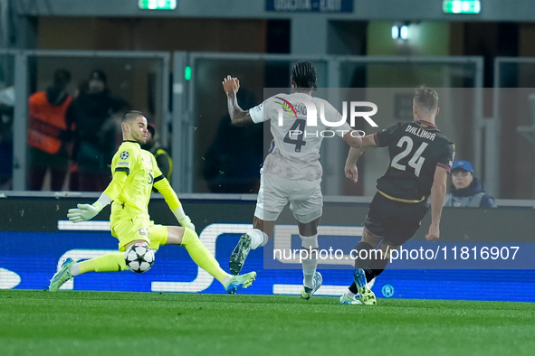 Thijs Dallinga of Bologna FC scores first goal later disallowed by VAR during the UEFA Champions League 2024/25 League Phase MD5 match betwe...