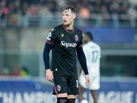 Sam Beukema of Bologna FC looks on during the UEFA Champions League 2024/25 League Phase MD5 match between Bologna FC and LOSC Lille at Stad...