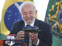 The President of Brazil, Luiz Inacio Lula da Silva, participates in the signing ceremony of an addendum for the Transnordestina railway work...