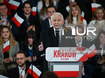 KRAKOW, POLAND - NOVEMBER 24:
Jaroslaw Kaczynski (Center), leader of the opposition Law and Justice party, addresses the crowd during the no...