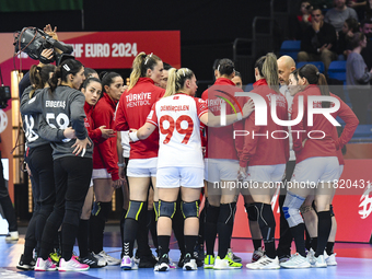 Turkey plays against Hungary during the Women's EHF EURO 2024 at Fonix Arena in Debrecen, Hungary, on November 28, 2024. (