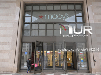 People in the United States shop for good products during the Black Friday deals in Washington, DC, USA, on November 29, 2024, at Macy's mal...