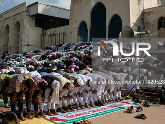 Muslims perform Jumma Prayer at Baitul Mukarram Mosque in Dhaka, Bangladesh, on November 27, 2024. (