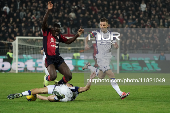 Zito Luvumbo (#77 Cagliari Calcio) participates in the Serie A TIM match between Cagliari Calcio and Hellas Verona FC in Italy on November 2...