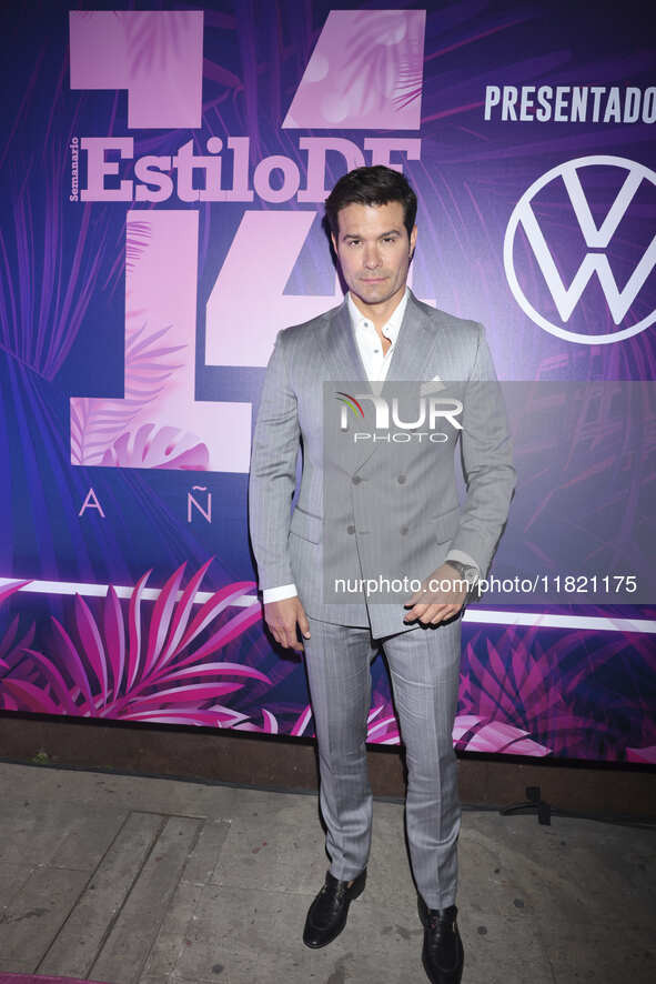 Brandon Peniche attends the pink carpet for the 14th anniversary of Estilo DF at General Prim 30 in Mexico City, Mexico, on November 28, 202...