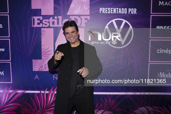 Jorge Luis Pila attends the pink carpet for the 14th anniversary of Estilo DF at General Prim 30 in Mexico City, Mexico, on November 28, 202...