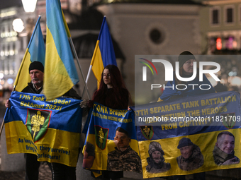 KRAKOW, POLAND - NOVEMBER 29:
On the evening of the 1010th day of Russia's invasion of Ukraine, a few members of the Ukrainian diaspora held...