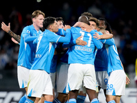 Romelu Lukaku of SSC Napoli celebrates after scoring first goal during the serie Serie A Enilive match between SSC Napoli and AS Roma at Sta...