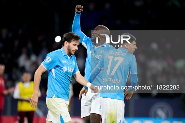 Romelu Lukaku of SSC Napoli celebrates after scoring first goal during the serie Serie A Enilive match between SSC Napoli and AS Roma at Sta...