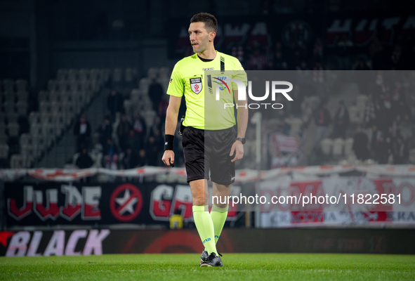 Referee Damian Kos officiates the game between KS Cracovia and Zaglebie Lubin in Krakow, Poland, on November 29, 2024. This is a PKO BP Ekst...