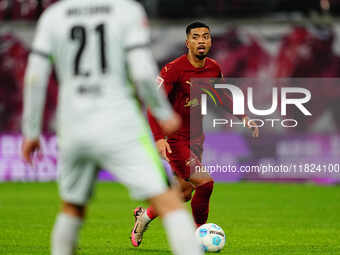 Benjamin Henrichs of RB Leipzig  controls the ball during the Bundesliga match between RB Leipzig and VfL Wolfsburg at Red Bull Arena, Leipz...