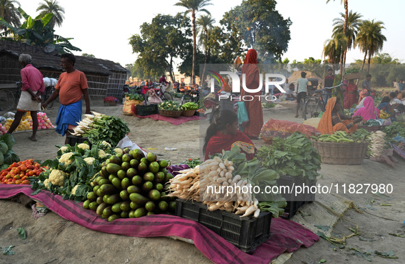 A general view of a temporary open-air vegetable market in Samastipur, Bihar, India on november 29, 2024.