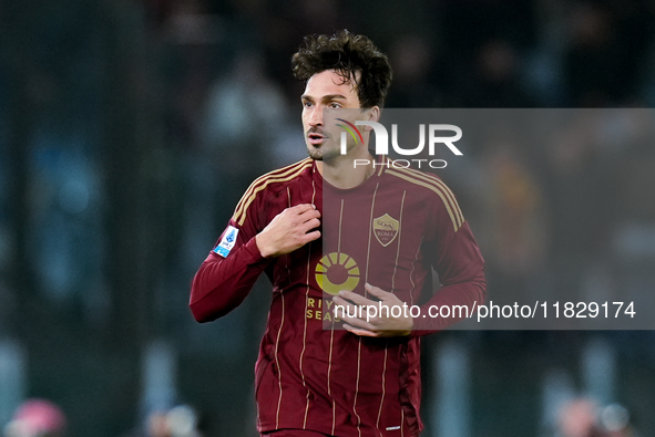 Mats Hummels of AS Roma gestures during the Serie A Enilive match between AS Roma and Atalanta BC at Stadio Olimpico on December 02, 2024 in...