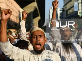 Islami Andolon Bangladesh stages a demonstration procession at the Baitul Mukarram mosque area in Dhaka, Bangladesh, on December 3, 2024. Th...