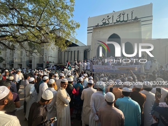 Islami Andolon Bangladesh stages a demonstration procession at the Baitul Mukarram mosque area in Dhaka, Bangladesh, on December 3, 2024. Th...