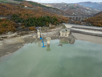 In 29 municipalities in Basilicata, between the provinces of Potenza and Matera, the water crisis continues to be a reality. Although summer...