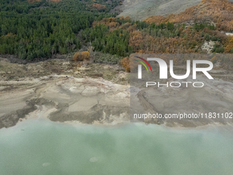 In 29 municipalities in Basilicata, between the provinces of Potenza and Matera, the water crisis continues to be a reality. Although summer...