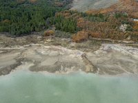 In 29 municipalities in Basilicata, between the provinces of Potenza and Matera, the water crisis continues to be a reality. Although summer...