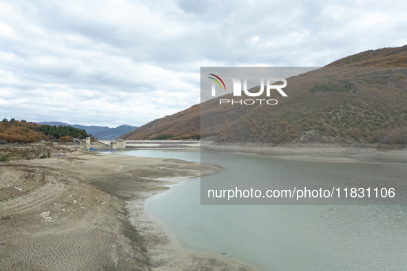 In 29 municipalities in Basilicata, between the provinces of Potenza and Matera, the water crisis continues to be a reality. Although summer...