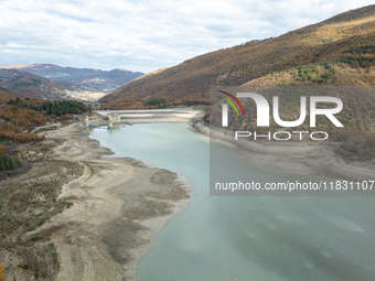 In 29 municipalities in Basilicata, between the provinces of Potenza and Matera, the water crisis continues to be a reality. Although summer...