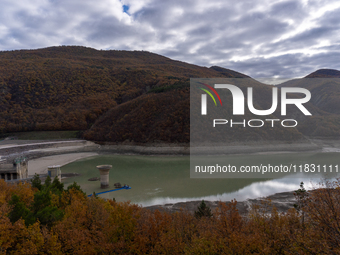 In 29 municipalities in Basilicata, between the provinces of Potenza and Matera, the water crisis continues to be a reality. Although summer...