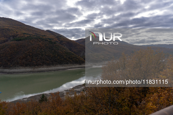 In 29 municipalities in Basilicata, between the provinces of Potenza and Matera, the water crisis continues to be a reality. Although summer...