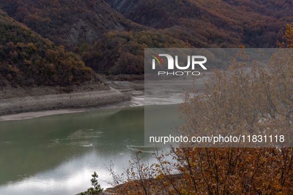 In 29 municipalities in Basilicata, between the provinces of Potenza and Matera, the water crisis continues to be a reality. Although summer...