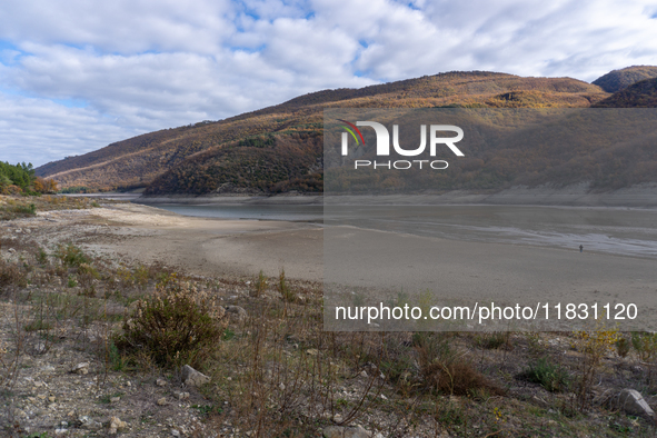 In 29 municipalities in Basilicata, between the provinces of Potenza and Matera, the water crisis continues to be a reality. Although summer...