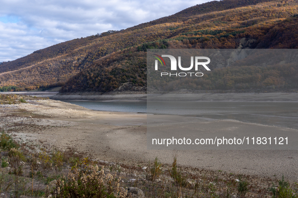 In 29 municipalities in Basilicata, between the provinces of Potenza and Matera, the water crisis continues to be a reality. Although summer...