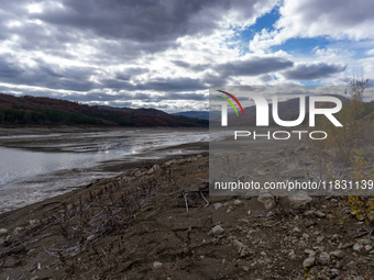 In 29 municipalities in Basilicata, between the provinces of Potenza and Matera, the water crisis continues to be a reality. Although summer...