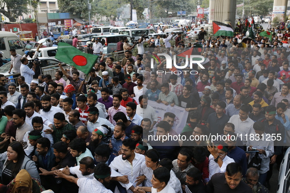 Activists of the Jatiya Nagarik Committee stage a protest rally against the attack on the Bangladesh Assistant High Commission in Agartala a...