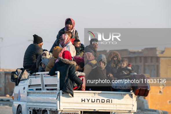 Under An Agreement With The Opposition, The Syrian Democratic Forces (SDF) Withdrew From The Neighborhoods Of Tal Rifaat And Several Nearby...