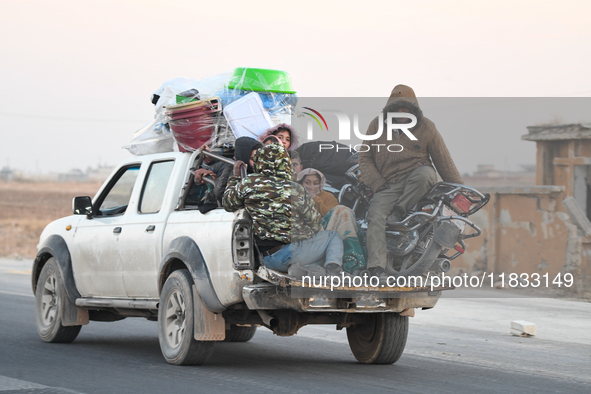 Under An Agreement With The Opposition, The Syrian Democratic Forces (SDF) Withdrew From The Neighborhoods Of Tal Rifaat And Several Nearby...