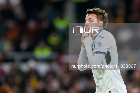 Mateo Retegui of Atalanta BC looks dejected during the Serie A Enilive match between AS Roma and Atalanta BC at Stadio Olimpico on December...