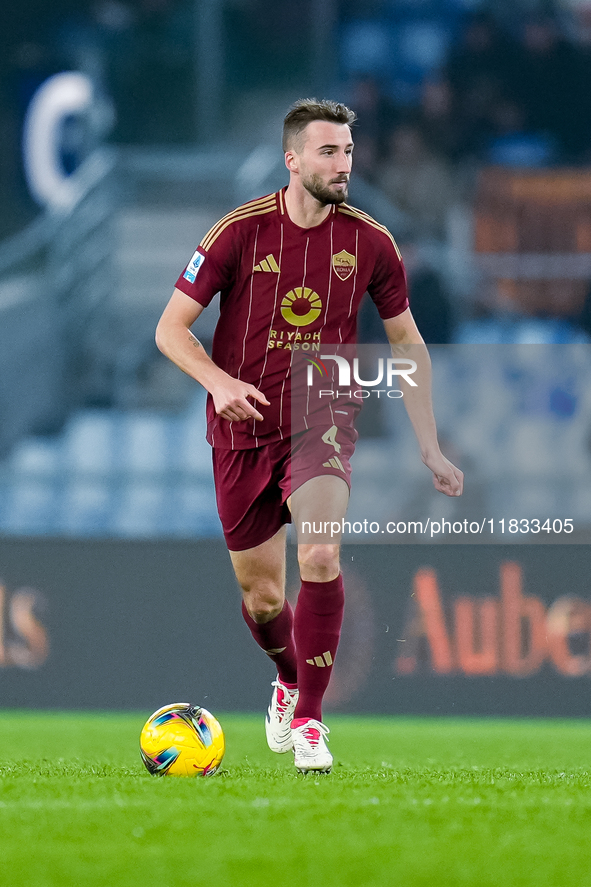 Bryan Cristante of AS Roma during the Serie A Enilive match between AS Roma and Atalanta BC at Stadio Olimpico on December 02, 2024 in Rome,...