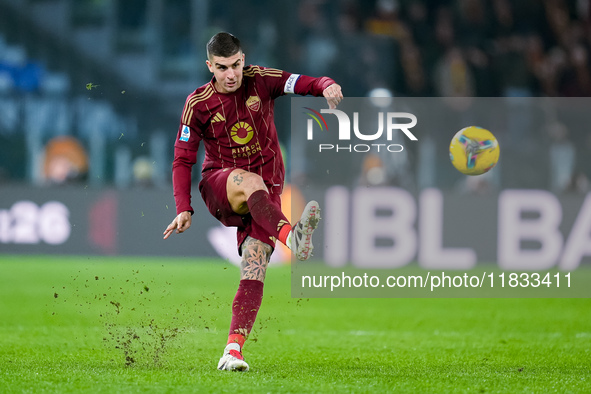 Gianluca Mancini of AS Roma during the Serie A Enilive match between AS Roma and Atalanta BC at Stadio Olimpico on December 02, 2024 in Rome...