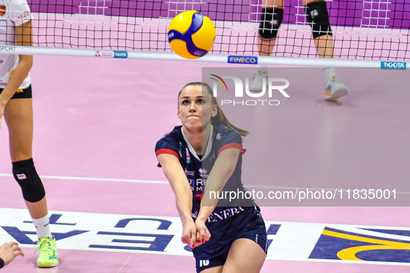 Sarah Van Aalen of Chieri '76 is in action during the Serie A1 Tigota match between Reale Mutua Fenera Chieri '76 and SMI Roma Volley at Pal...