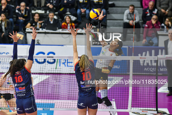 Wilma Salas of SMI Roma Volley is in action during the Serie A1 Tigota match between Reale Mutua Fenera Chieri '76 and SMI Roma Volley at Pa...