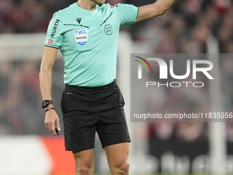 Referee Jose Maria Sanchez Martinez during the La Liga match between Athletic Club and Real Madrid CF at Estadio de San Mames on December 3,...