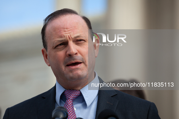 South Carolina Attorney General Alan Wilson speaks during a press conference following oral arguments at the Supreme Court on Tennessee's ba...