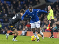 Abdoulaye Doucoure #16 of Everton F.C. goes past the opponent during the Premier League match between Everton and Wolverhampton Wanderers at...