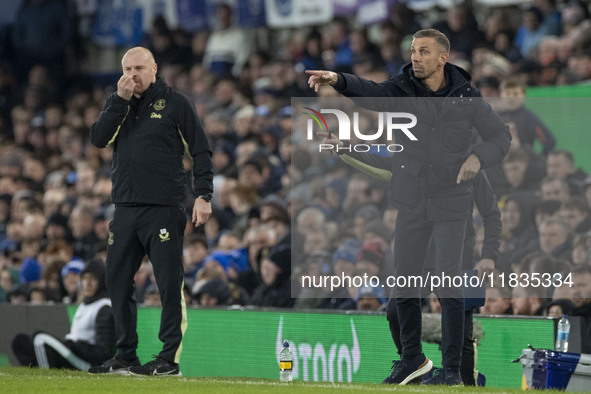 Wolves manager Gary O'Neil gesticulates during the Premier League match between Everton and Wolverhampton Wanderers at Goodison Park in Live...