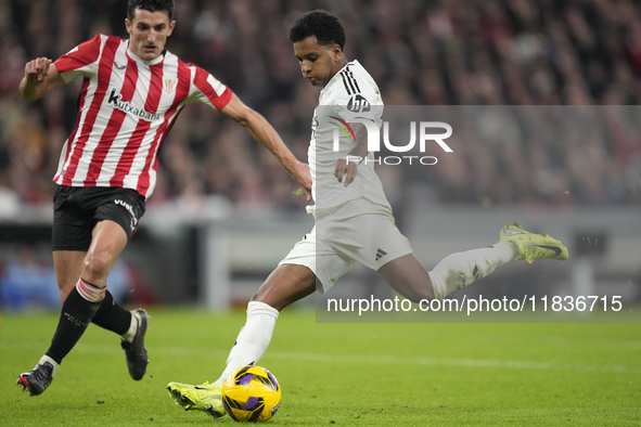 Rodrygo Goes right winger of Real Madrid and Brazil shooting to goal during the La Liga match between Athletic Club and Real Madrid CF at Es...