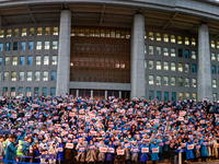 Hundreds of citizens, along with members of the Democratic Party of Korea, gather in front of the National Assembly in Yeouido to participat...