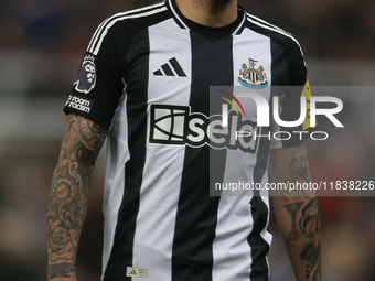 Sandro Tonali of Newcastle United plays during the Premier League match between Newcastle United and Liverpool at St. James's Park in Newcas...