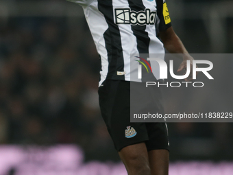 Newcastle United's Alexander Isak participates in the Premier League match between Newcastle United and Liverpool at St. James's Park in New...