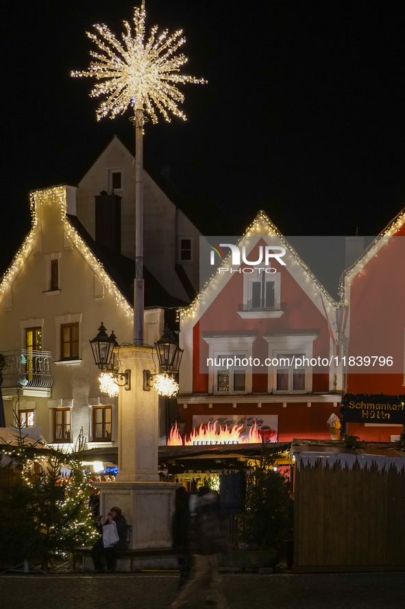 The historic center of Abensberg, Bavaria, Germany, on December 5, 2024, becomes a festive destination during the Christmas season. The trad...