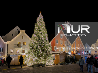 The historic center of Abensberg, Bavaria, Germany, on December 5, 2024, becomes a festive destination during the Christmas season. The trad...